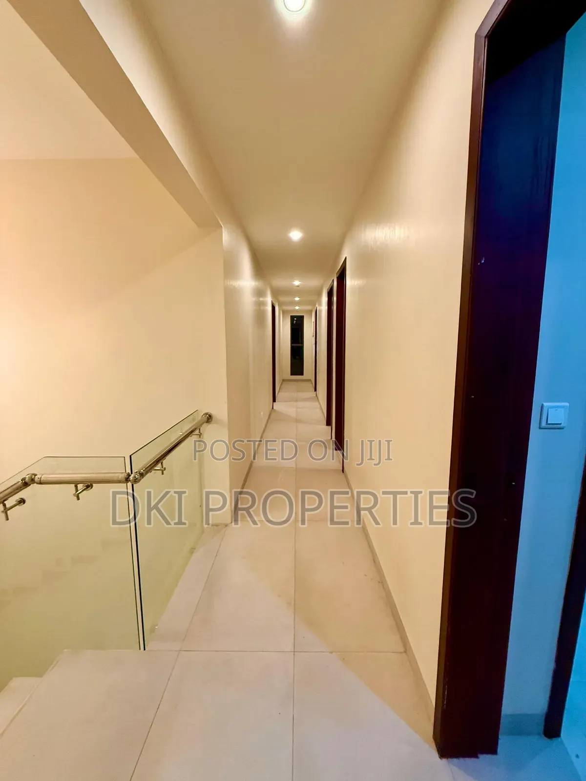 5bdrm House in Dki Properties, Adenta for sale