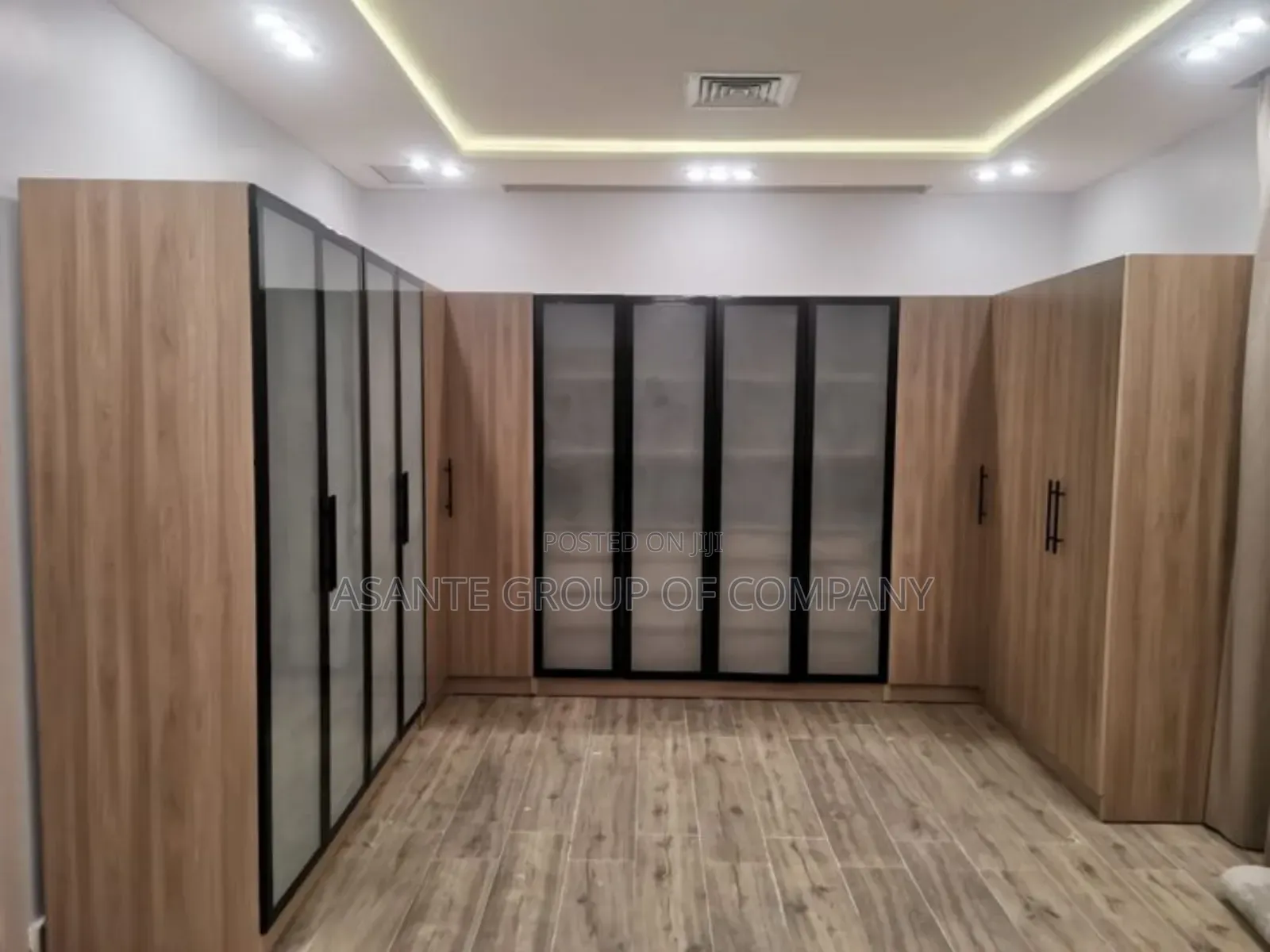 Quality, Modern and Affordable Walk in Wardrobe