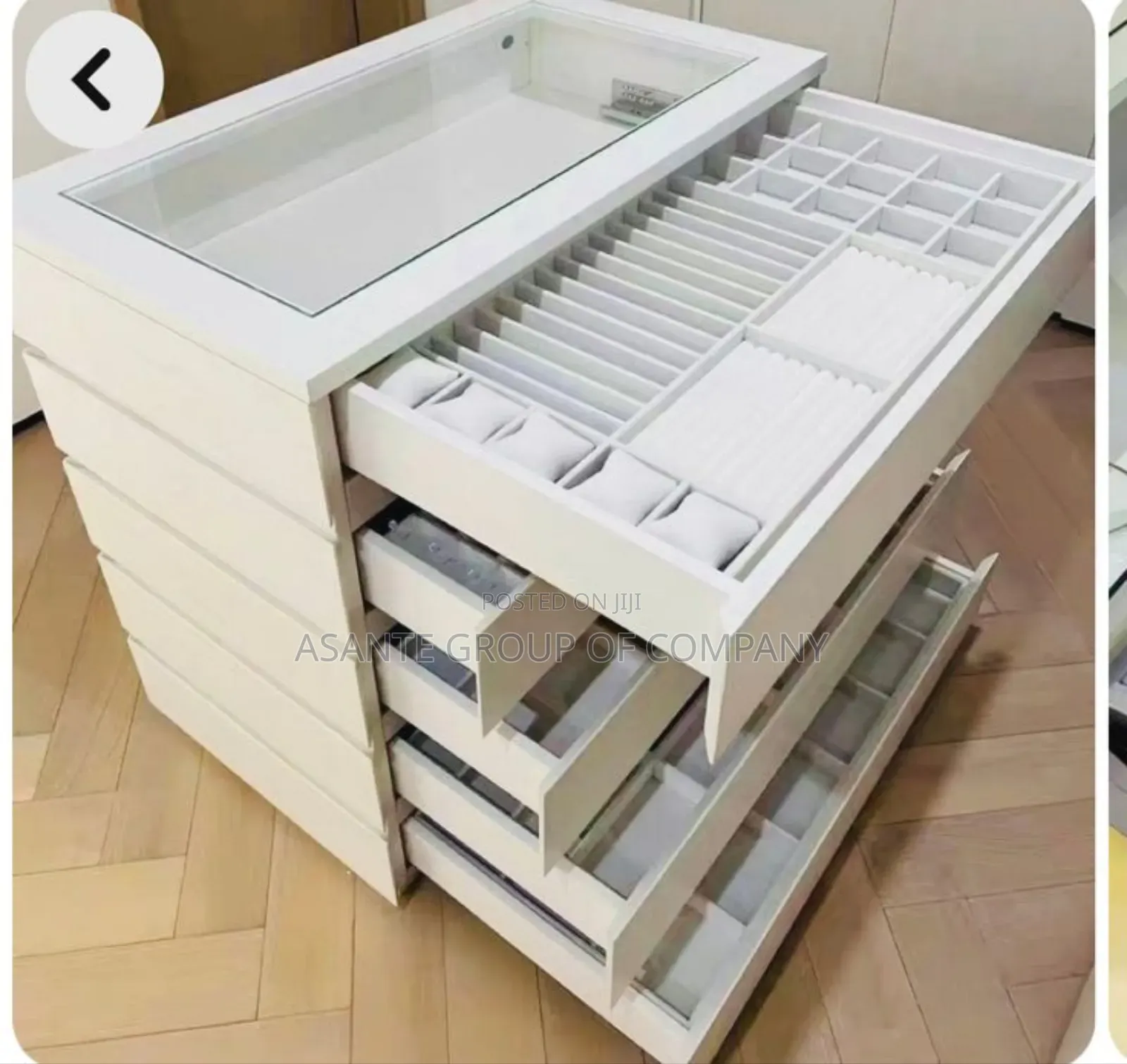Quality, Modern and Affordable Walk in Wardrobe