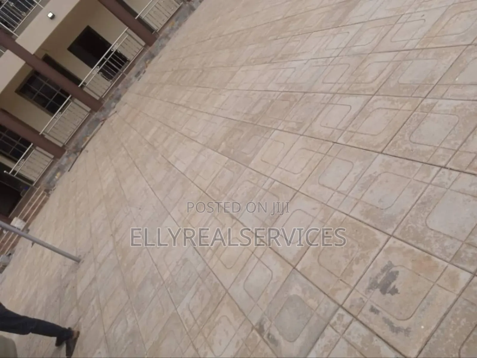3bdrm Apartment in Ellyrealservices, Adenta for rent