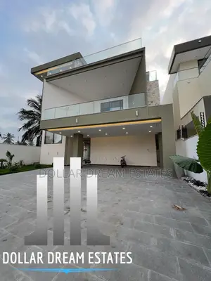 5bdrm House in East Legon for sale
