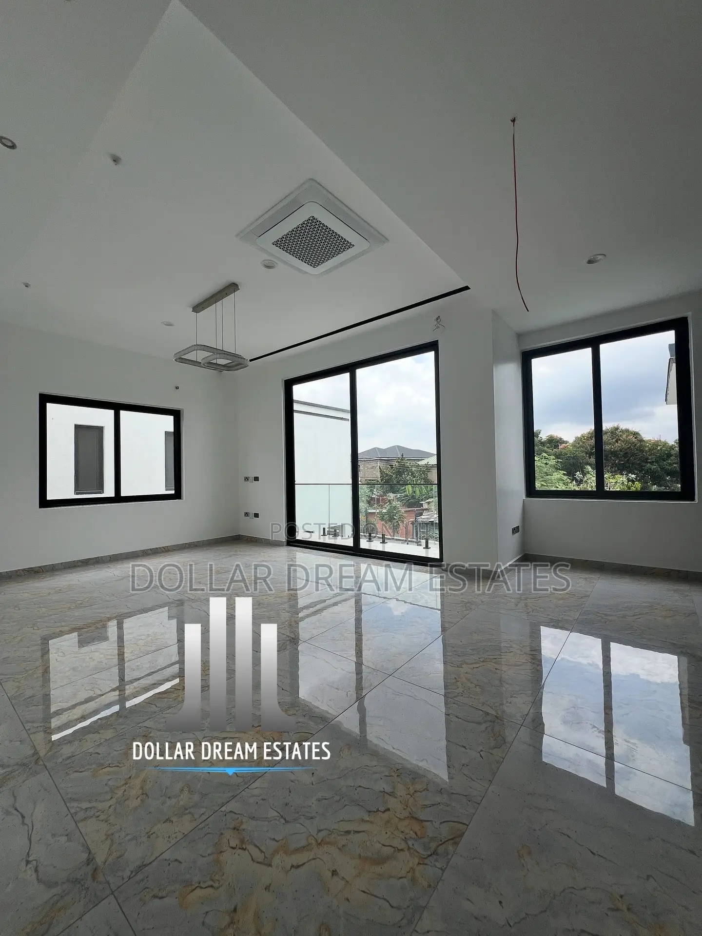 5bdrm House in East Legon for sale