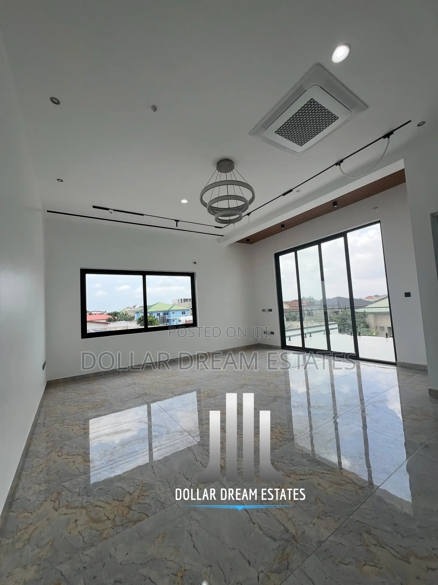 5bdrm House in East Legon for sale