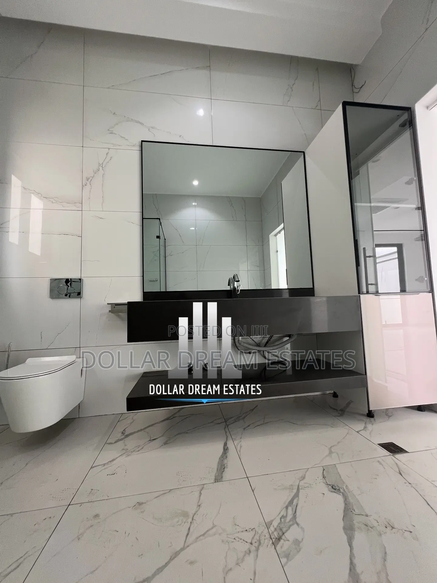 5bdrm House in East Legon for sale