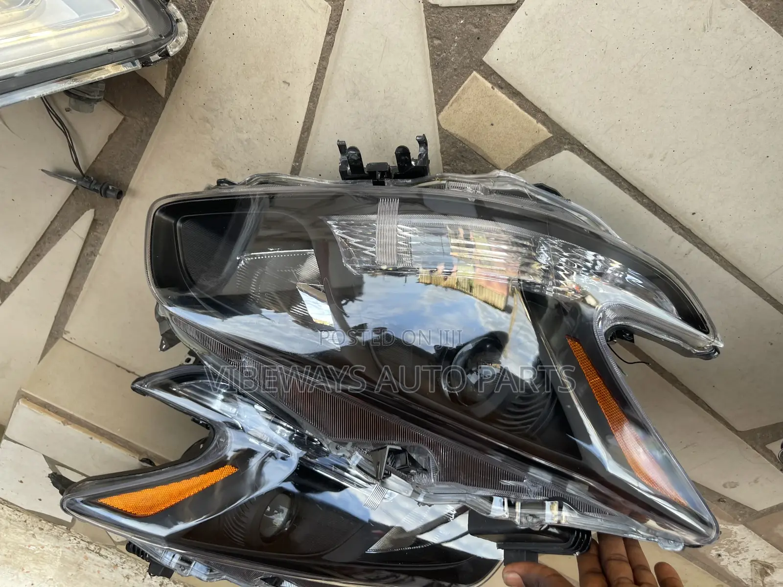 Nissan Maxima 2009-2014 Headlights Sports Used Pair