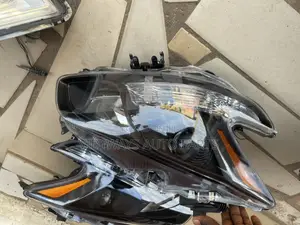 Nissan Maxima 2009-2014 Headlights Sports Used Pair