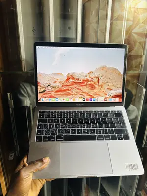 Laptop Apple MacBook Pro 2017 8GB Intel Core I5 SSD 128GB