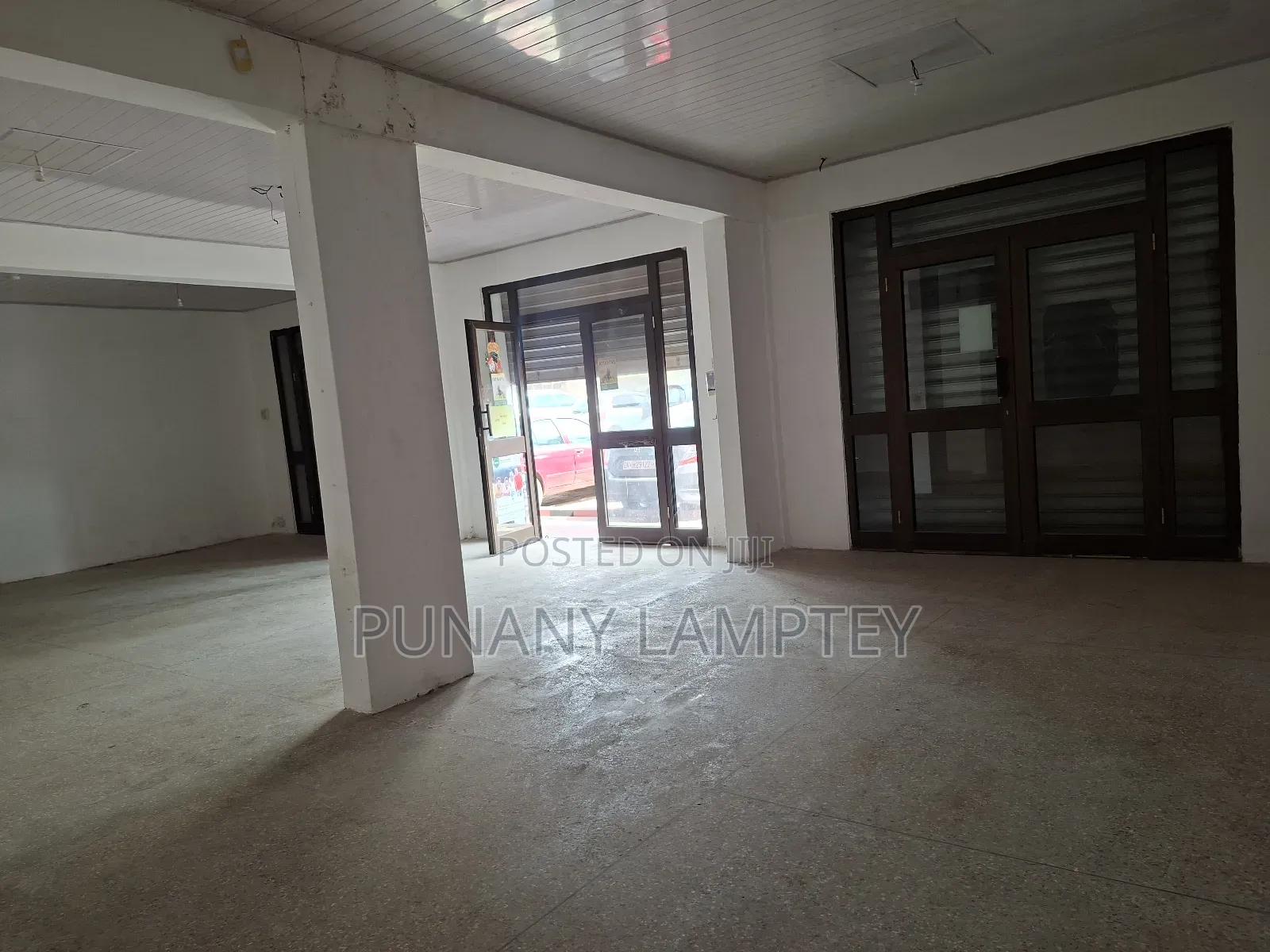 A Very Big Space for Rent at Osu Re