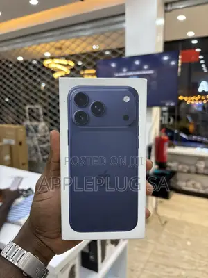 New Apple iPhone 17 Pro Max 256 GB Blue