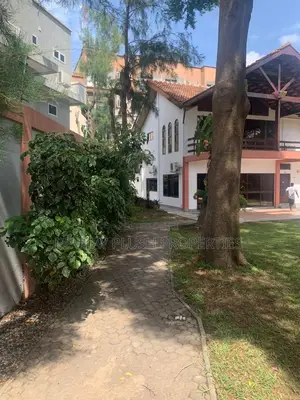 Furnished 4bdrm Mansion in Cantonments, Accra Metropolitan for sale
