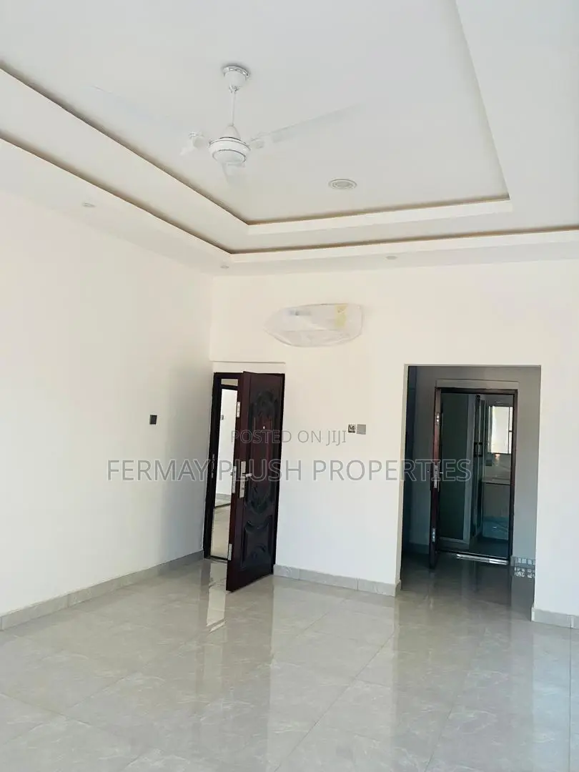 Furnished 4bdrm Mansion in Cantonments, Accra Metropolitan for sale