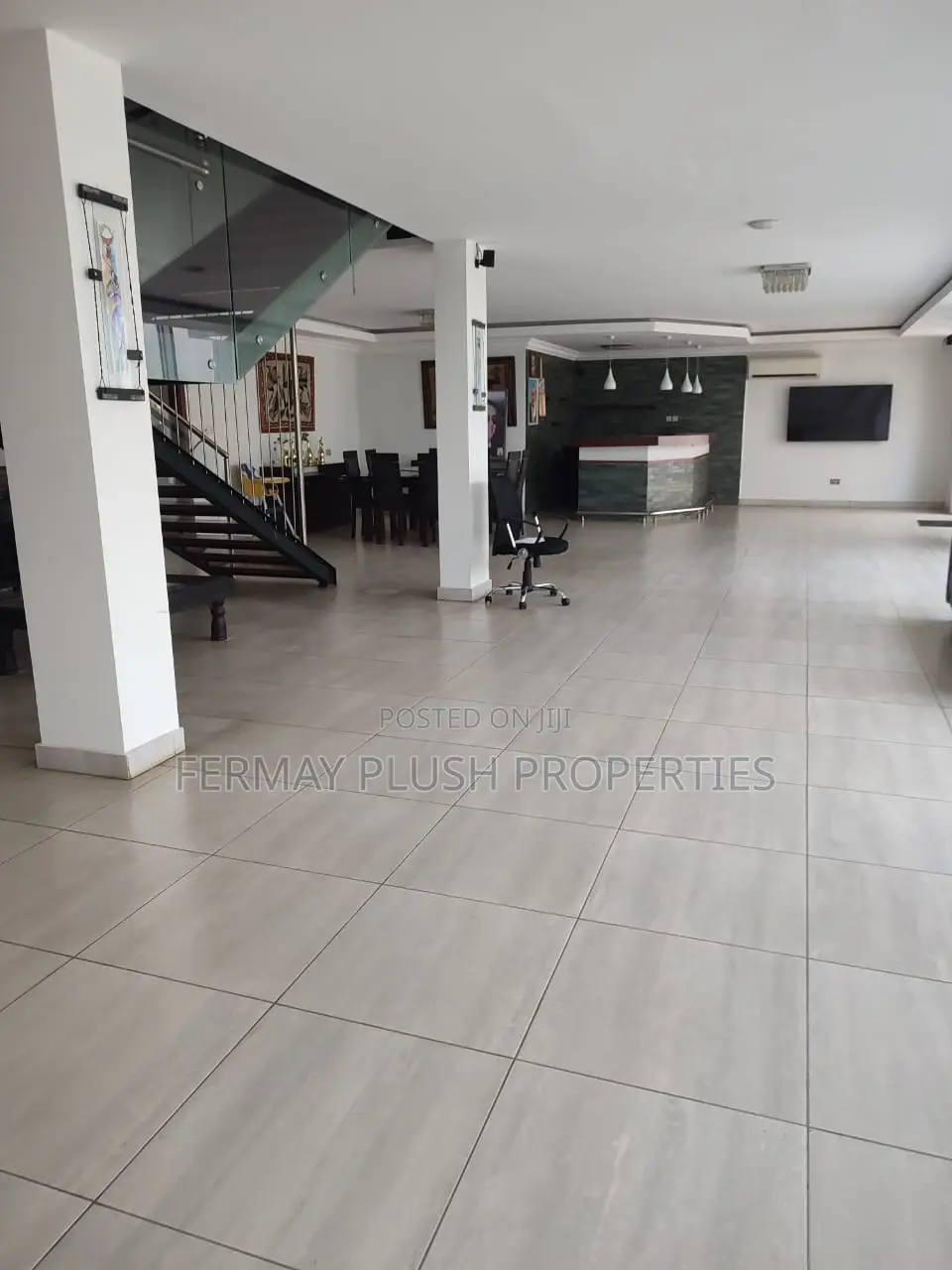 Furnished 5bdrm Mansion in Airport Hills, Accra Metropolitan for sale