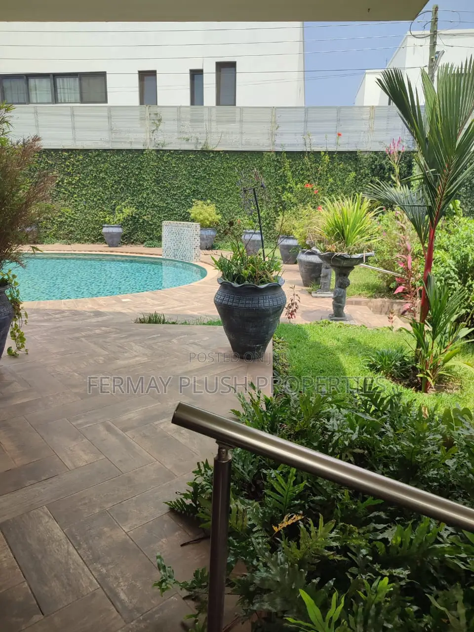 Furnished 5bdrm Mansion in Airport Hills, Accra Metropolitan for sale