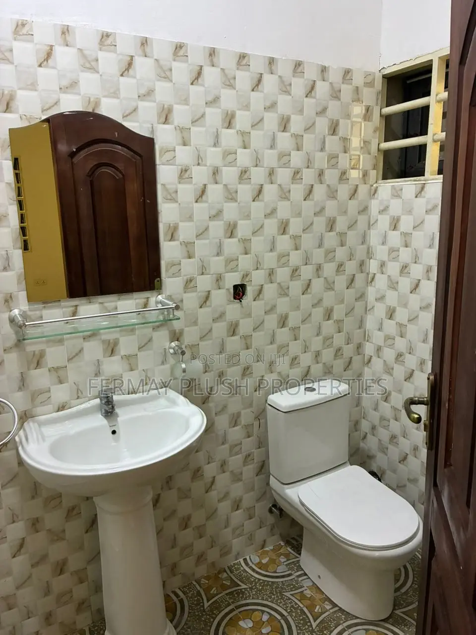 Furnished 5bdrm Mansion in Airport Hills, Accra Metropolitan for sale