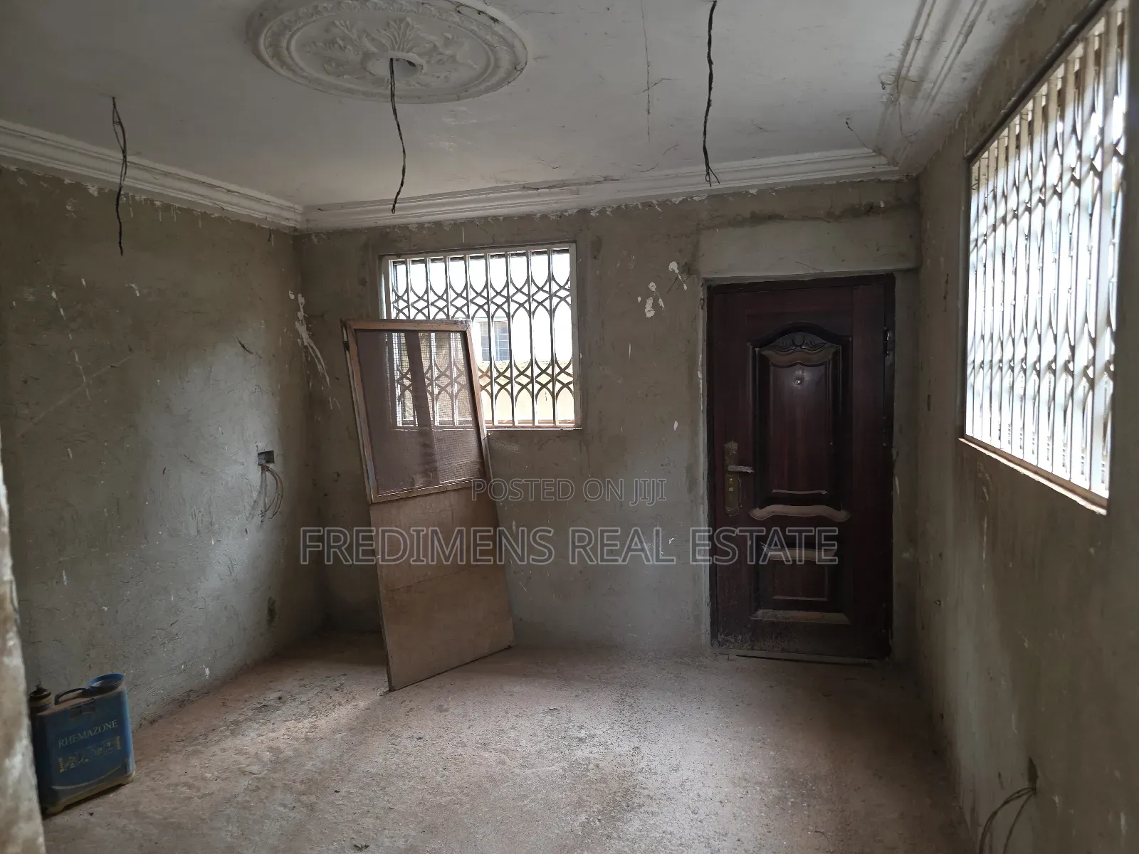 4bdrm House in Fredimens Real, Atwima Kwanwoma for sale