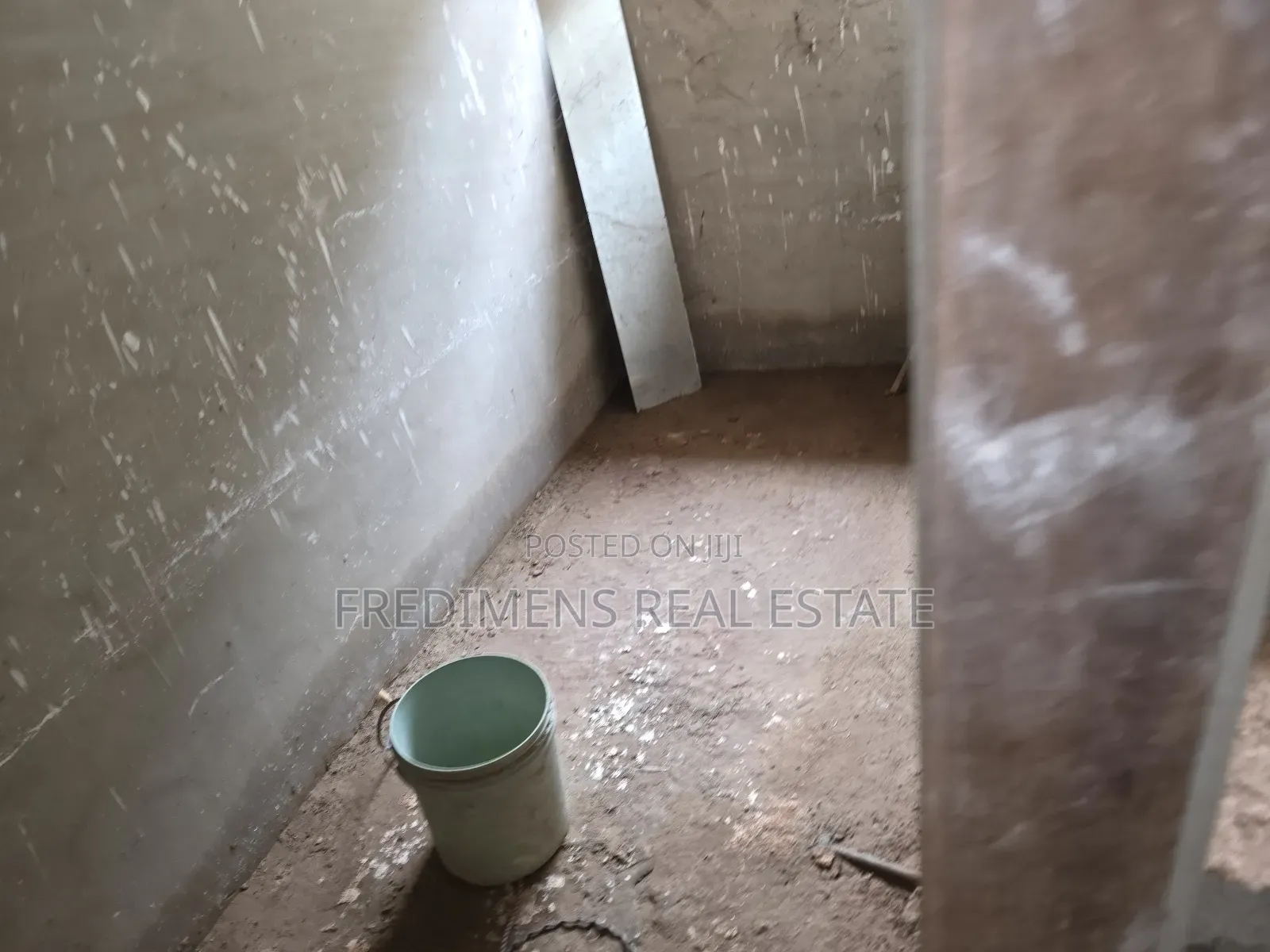 4bdrm House in Fredimens Real, Atwima Kwanwoma for sale