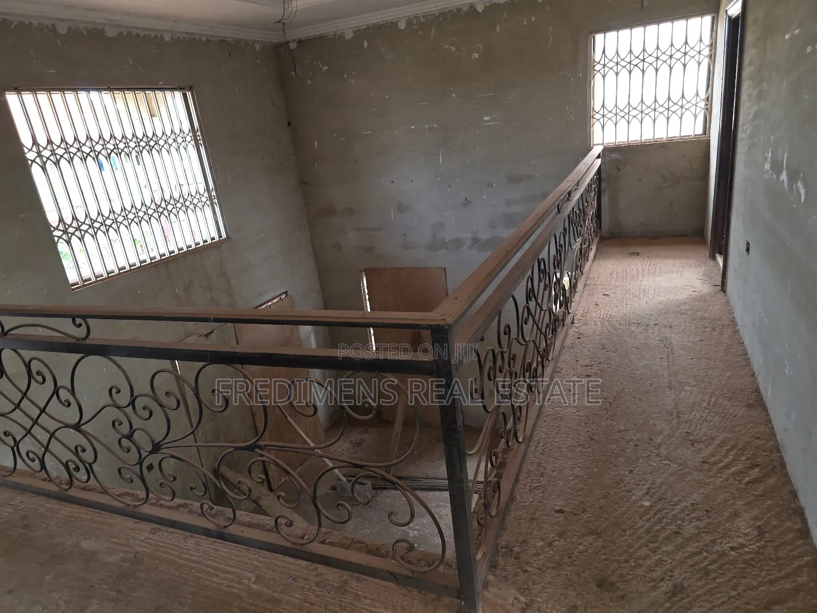 4bdrm House in Fredimens Real, Atwima Kwanwoma for sale