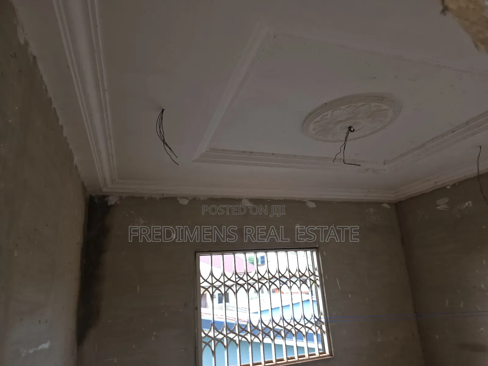 4bdrm House in Fredimens Real, Atwima Kwanwoma for sale