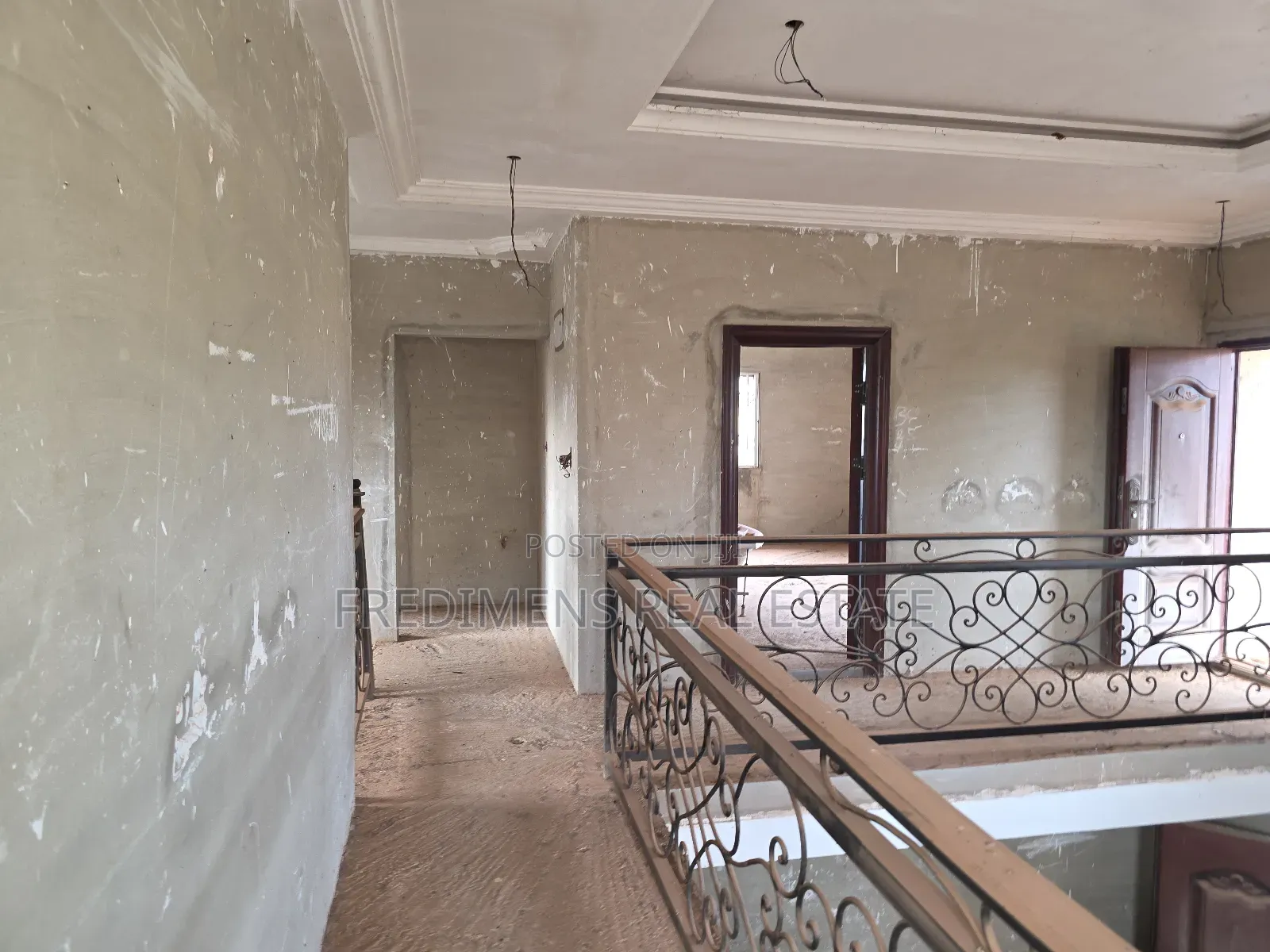 4bdrm House in Fredimens Real, Atwima Kwanwoma for sale
