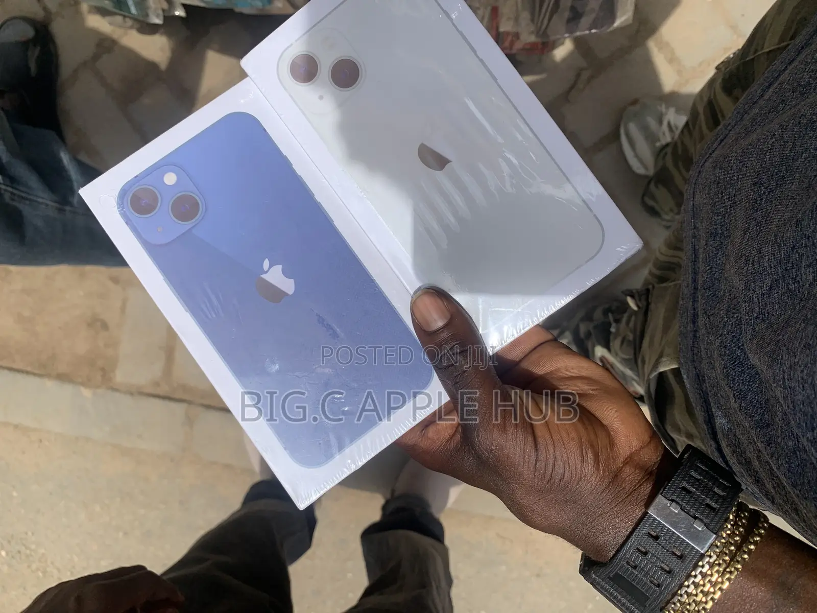 New Apple iPhone 13 128 GB Blue