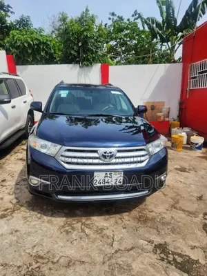 Toyota Highlander 2013 Blue