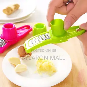 Garlic Ginger Grater With Safety Holder