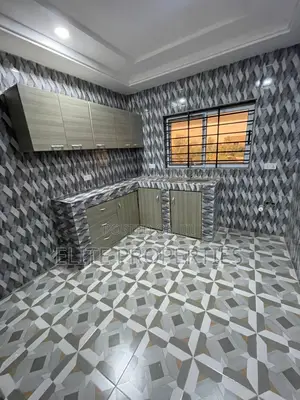 2bdrm Apartment in Community 25 -Vra, Tema Metropolitan for rent