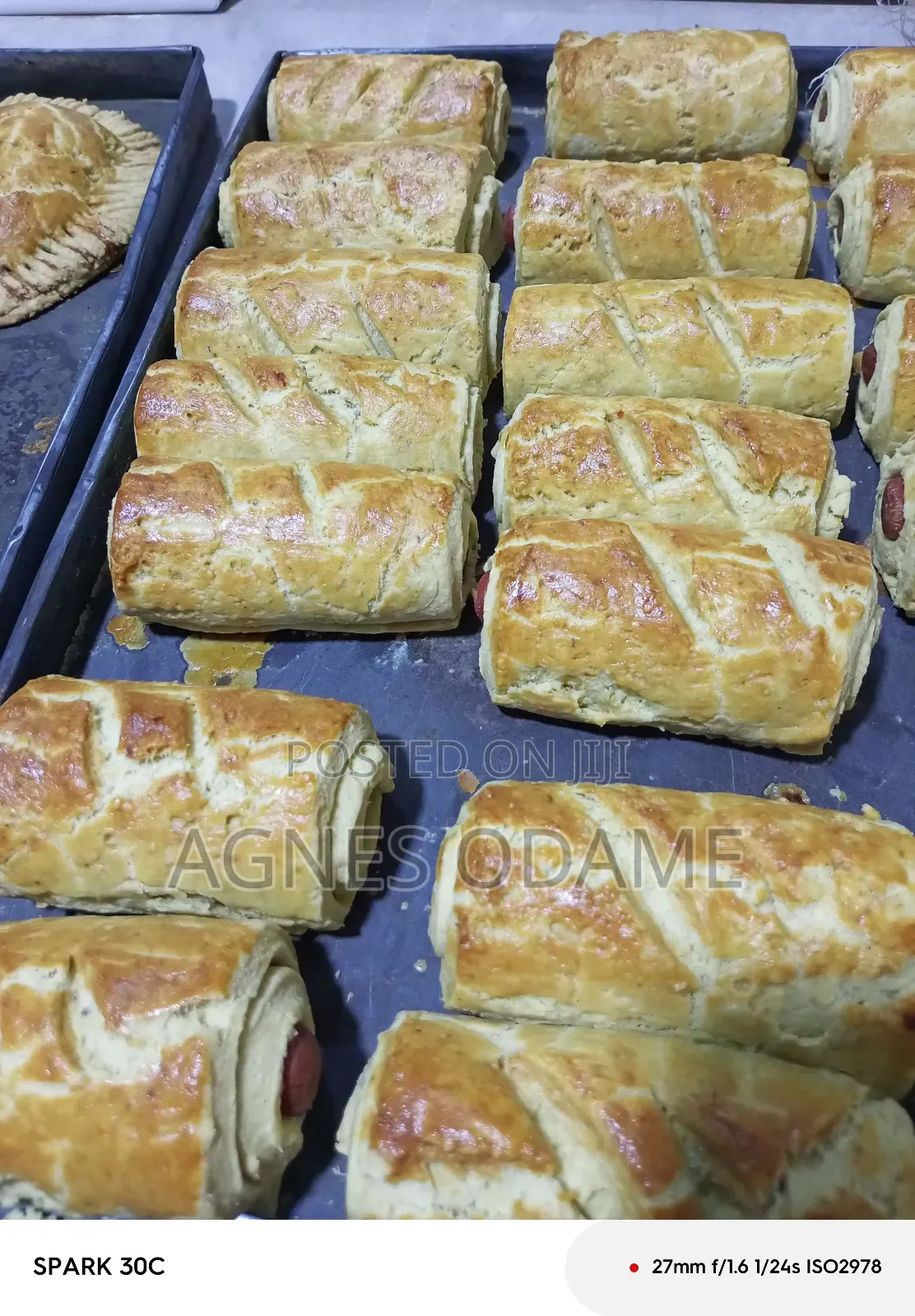 Pastry Chef And Kitchen Assistant