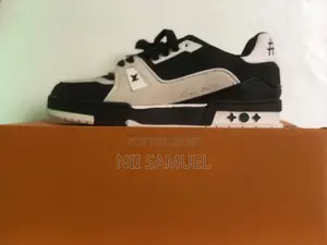 Luis Vuitton Sneakers