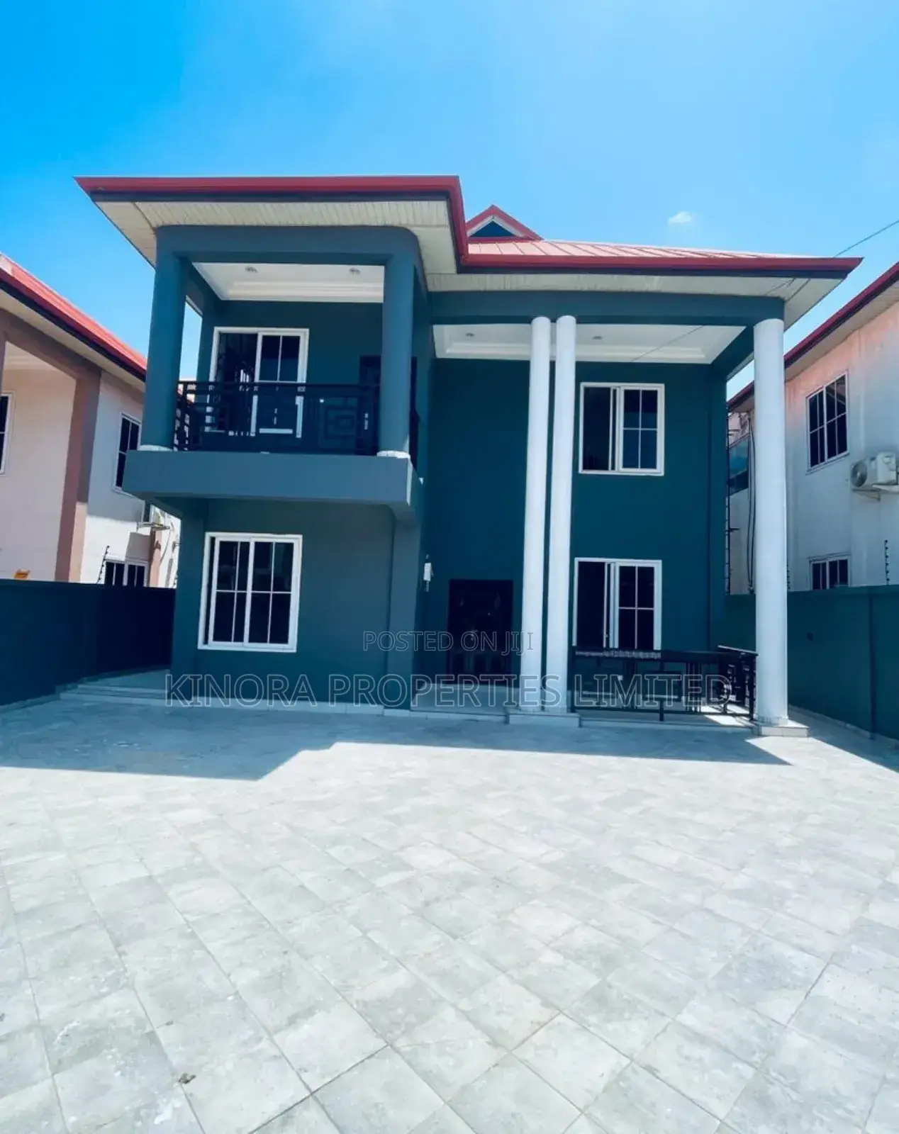 4bdrm Duplex in Lakeside, Tema Metropolitan for rent