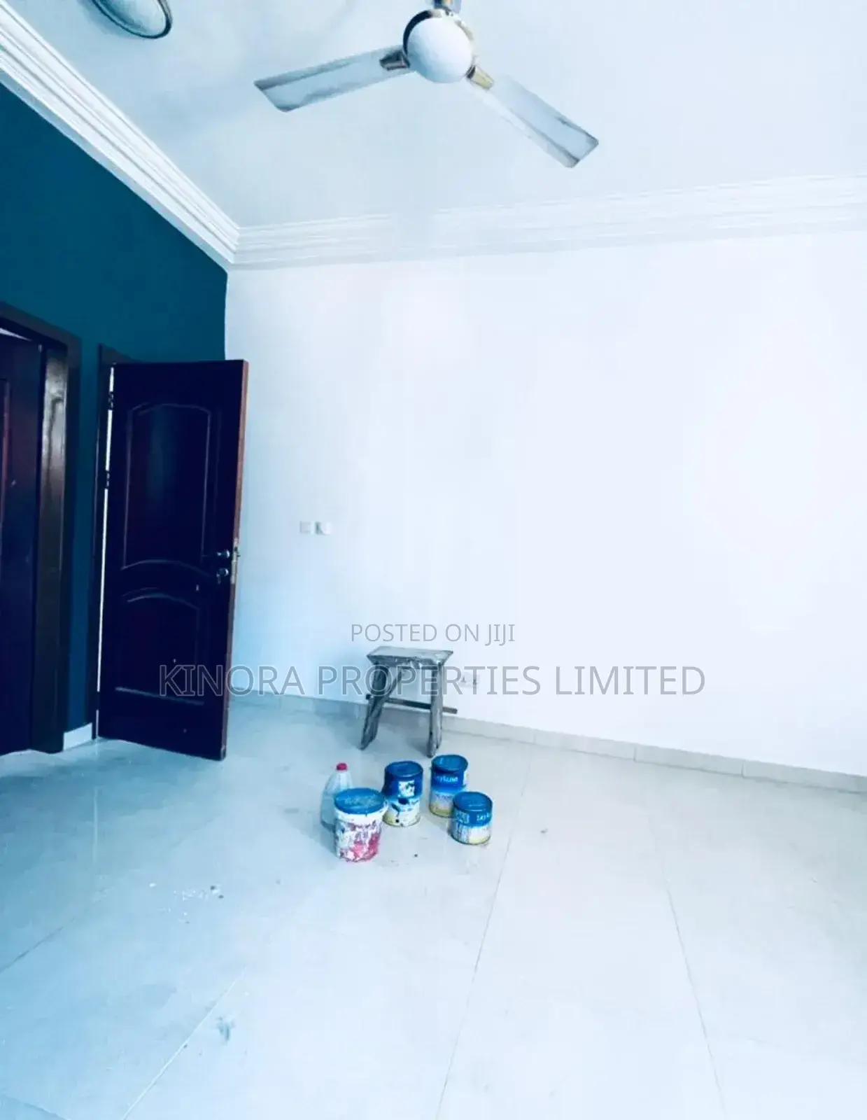 4bdrm Duplex in Lakeside, Tema Metropolitan for rent