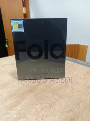 New Samsung Galaxy Z Fold4 256 GB Black