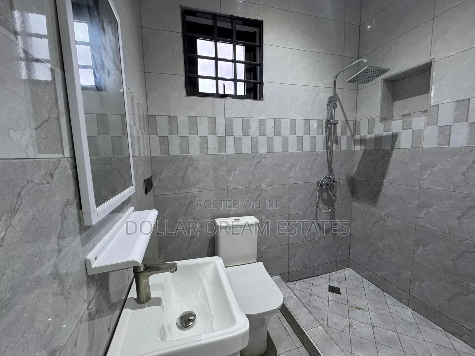 3bdrm House in Ashomang Estate for sale