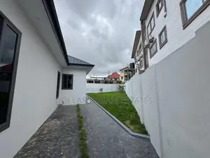 3bdrm House in Ashomang Estate for sale