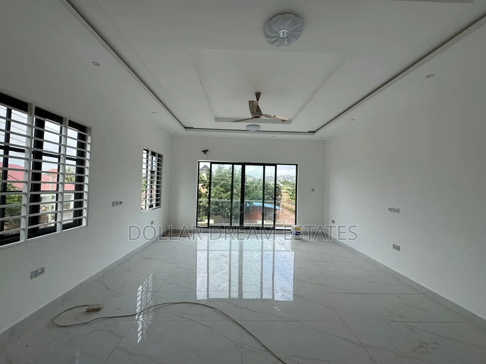 4bdrm House in Ashomang Estate for sale