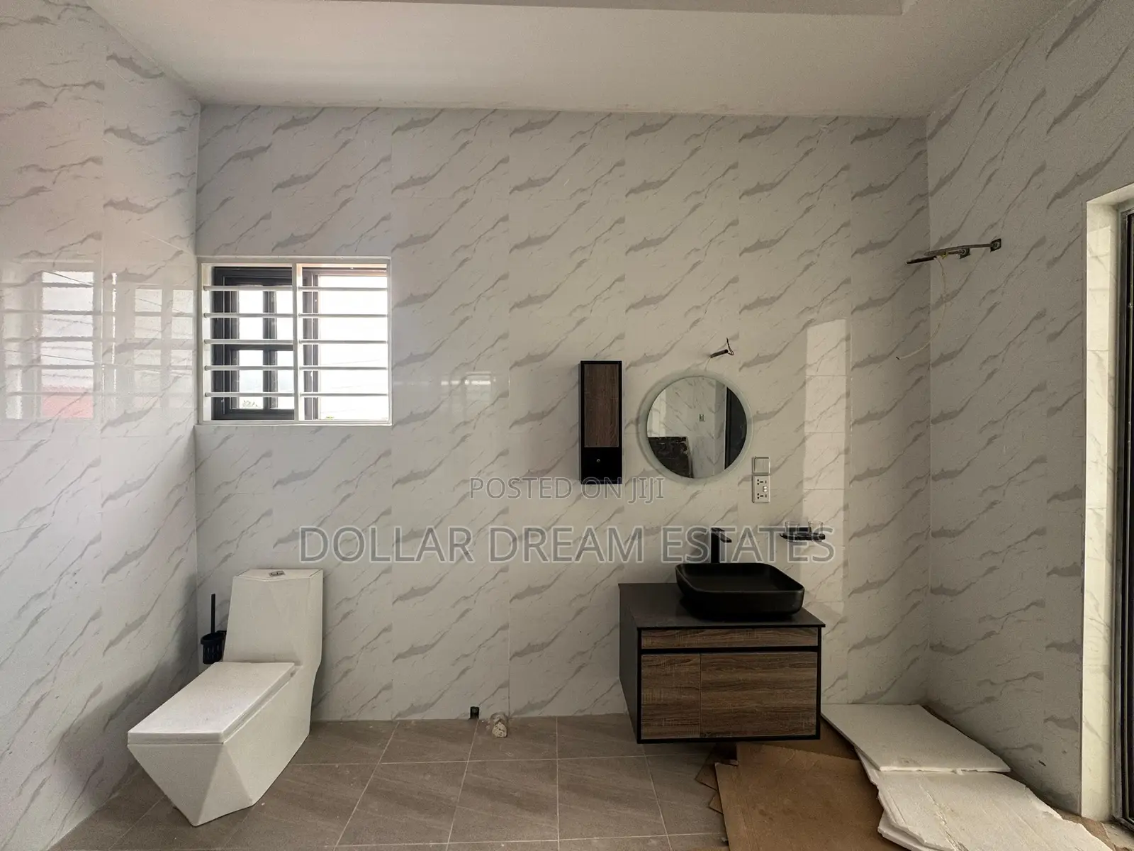 4bdrm House in Ashomang Estate for sale
