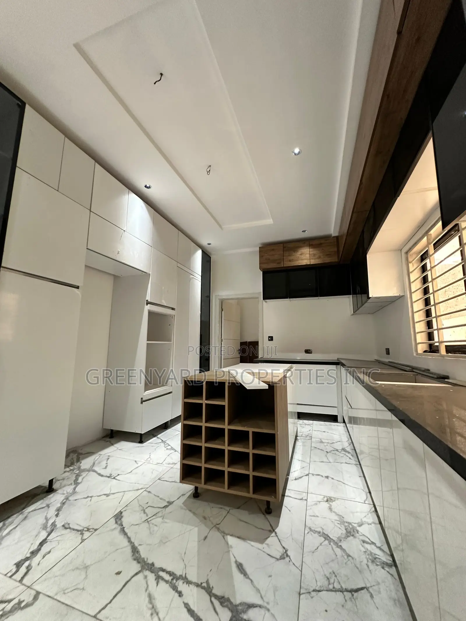 4bdrm House in Adenta for sale