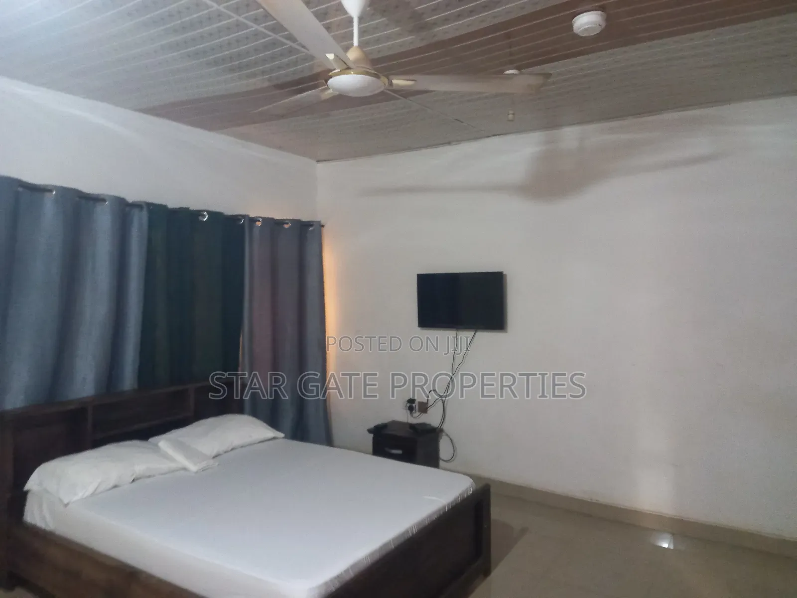 Guest House for Sale at Kodie ( Operational)