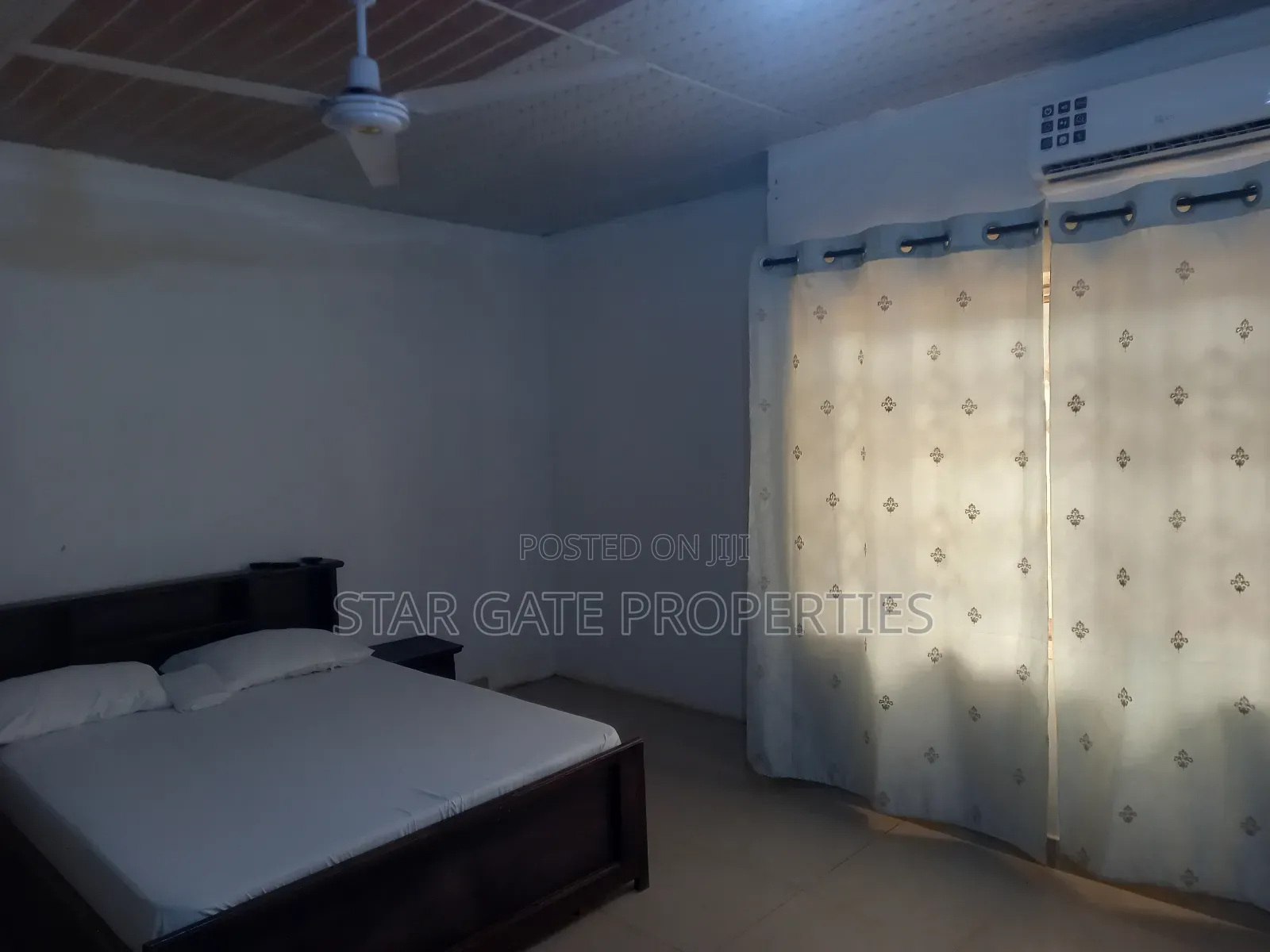 Guest House for Sale at Kodie ( Operational)