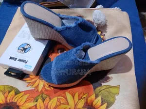 Affordable Classic Wedges
