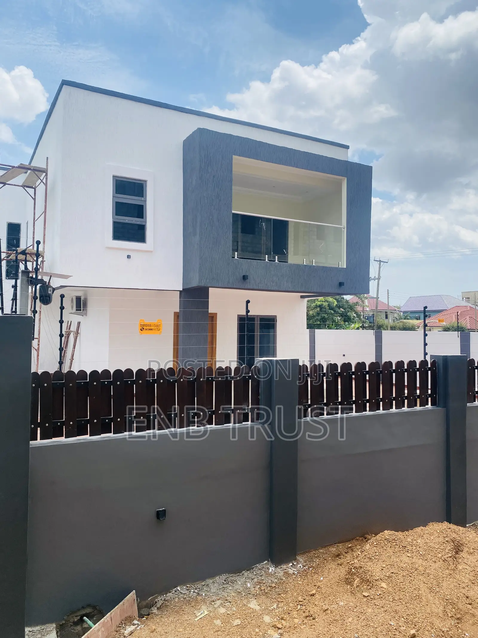 4bdrm Duplex in Atomic To Haatso, Pillar 2 for sale