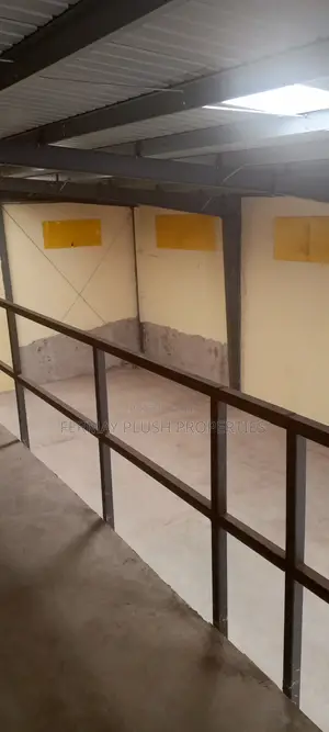 10000 Square Meters Warehouse for Rent in Tema