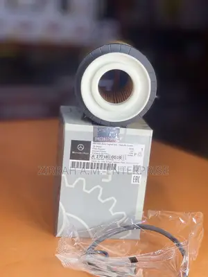 Oil Filter a for M. Benz A220 C300 C350e Cla250 E300 Slc300