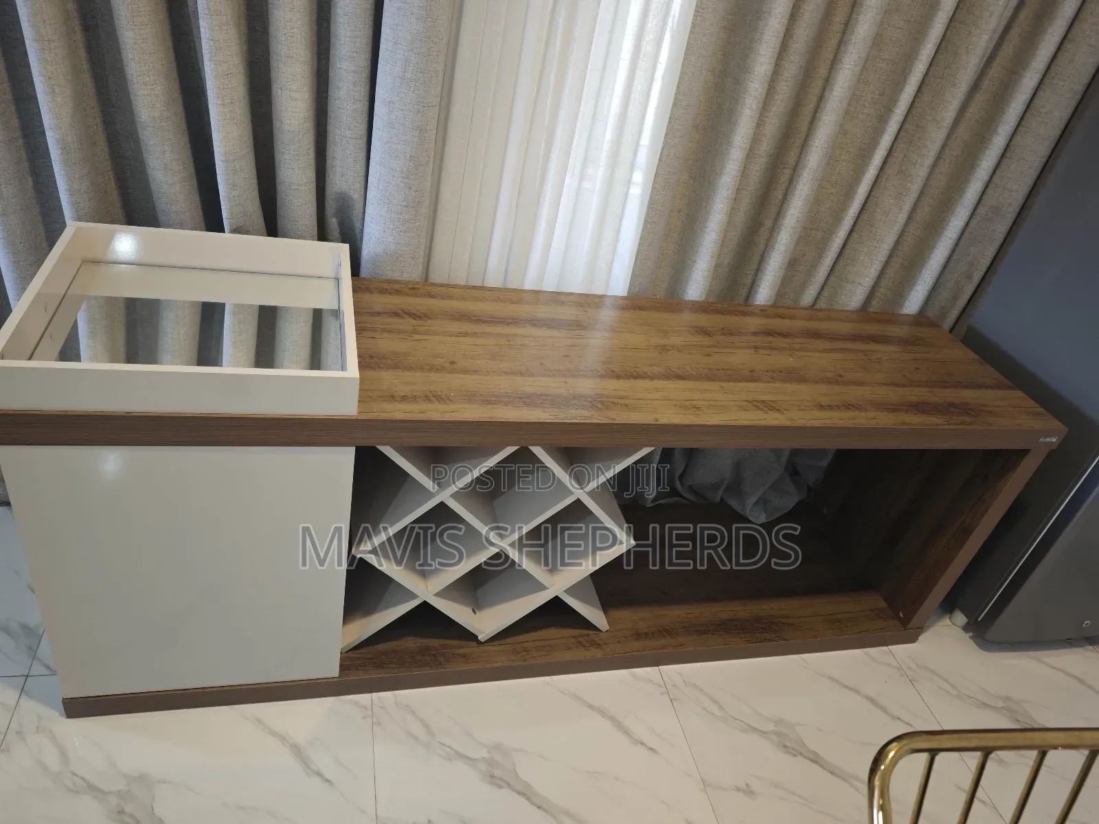 Mini Bar Console
