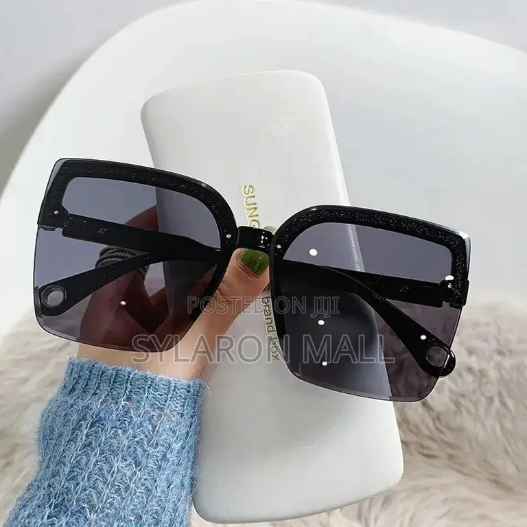 Luxury Gradient Rimless Sunglasses