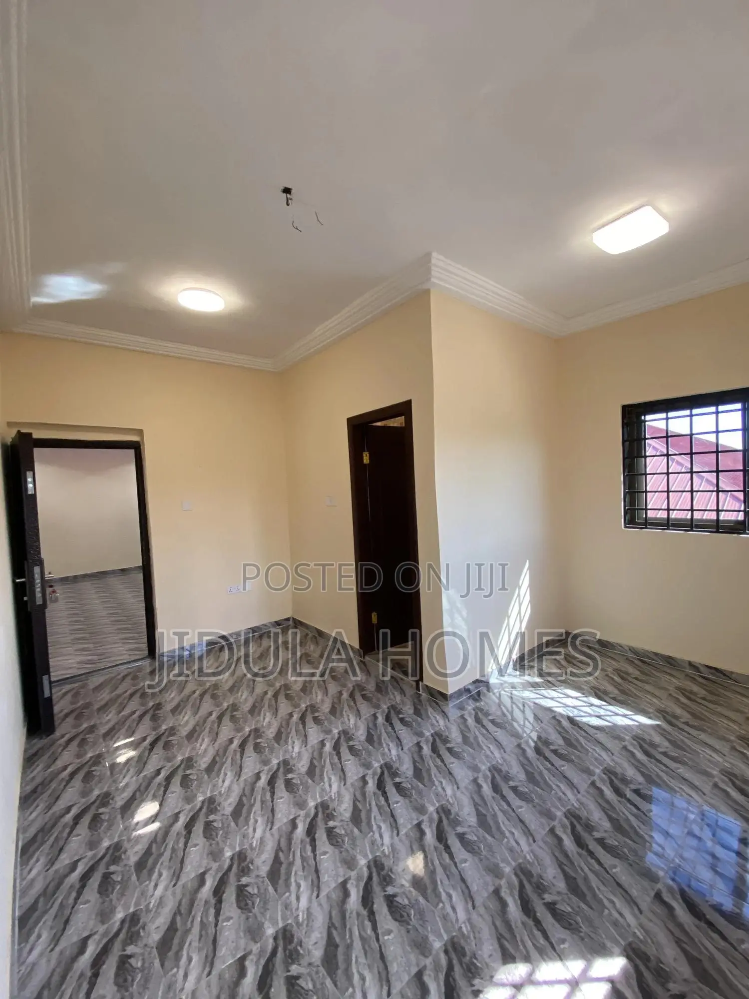 2bdrm Apartment in Lakeside Estate for rent