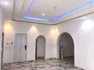5bdrm House in Millions Properties, Kumasi Metropolitan for sale