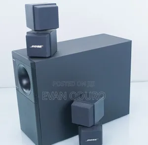 Bose Acoustimass Direct Reflecting Speaker System Sub W/ Dual Cubes.