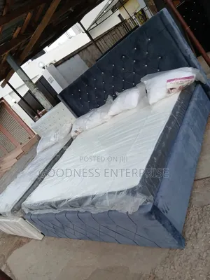 Kings  Bed Frame With Mattress