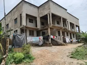 10bdrm House in Weija, Warehouse, Accra Metropolitan for sale